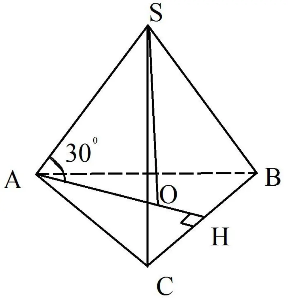 Сторона основания правильной треугольной пирамиды 14. Треугольная пирамида 90. Треугольная пирамида под углом 45.