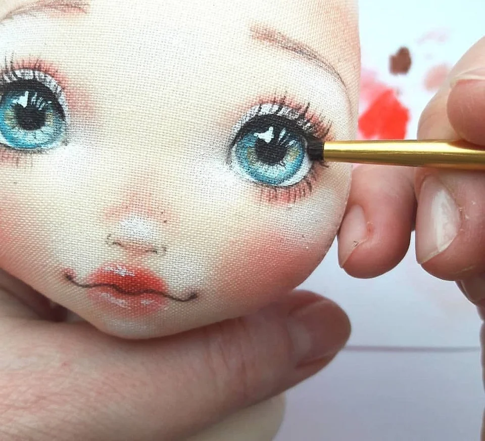 Рисуем лицо кукле