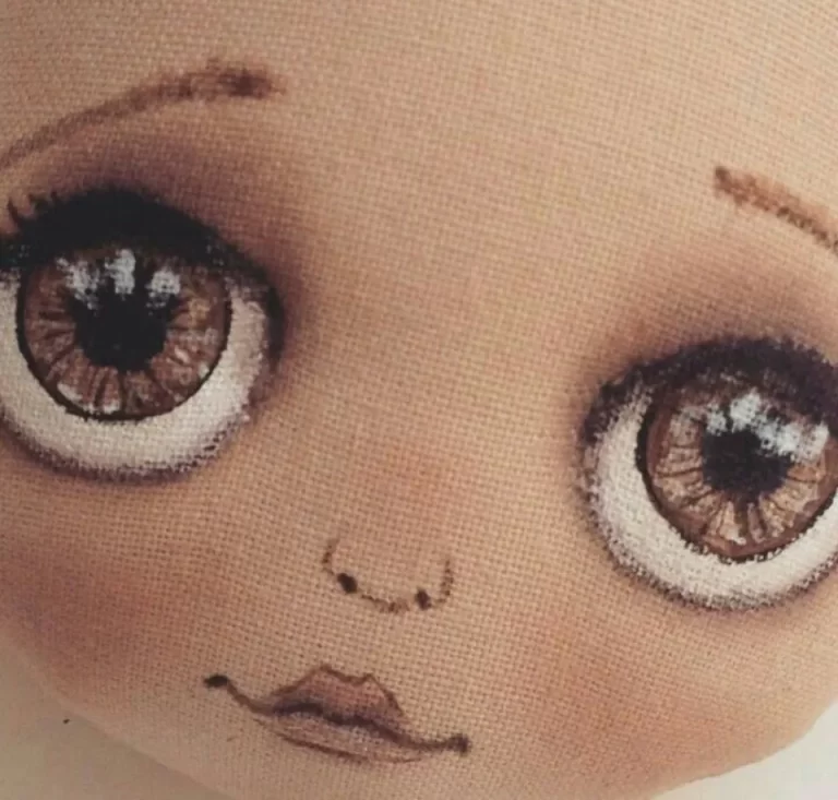 Загадочное Лицо Куклы: Искусство Передачи Эмоций На Рисунке