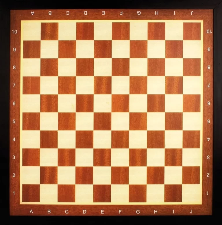 Доска шахматная