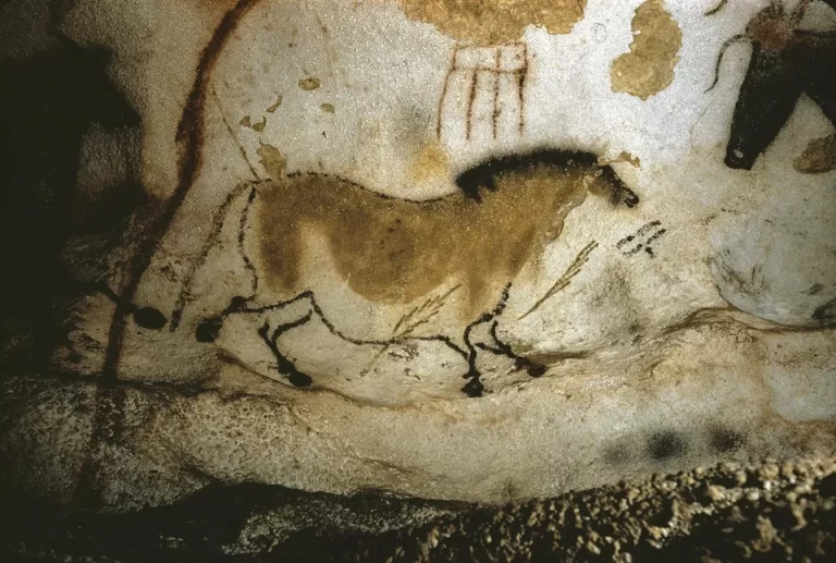 Исследование Рисунков Пещеры Ласко: Удивительное Искусство Древности